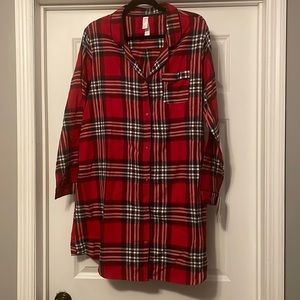 NWT Stars Above Red Flannel Night Shirt